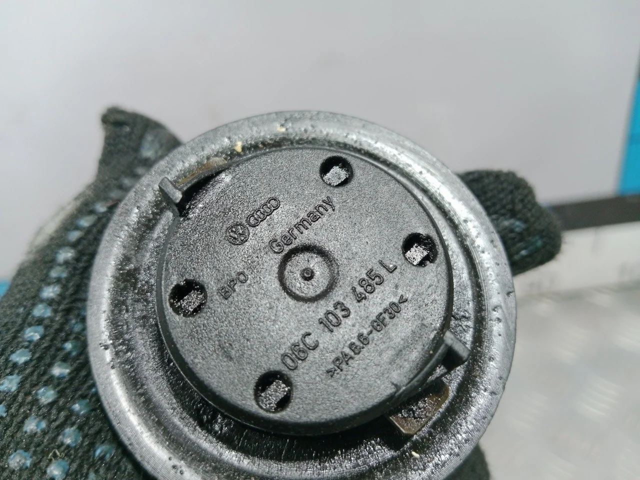 [Б/У] Крышка маслозаливной горловины [Код: 00583004 ]