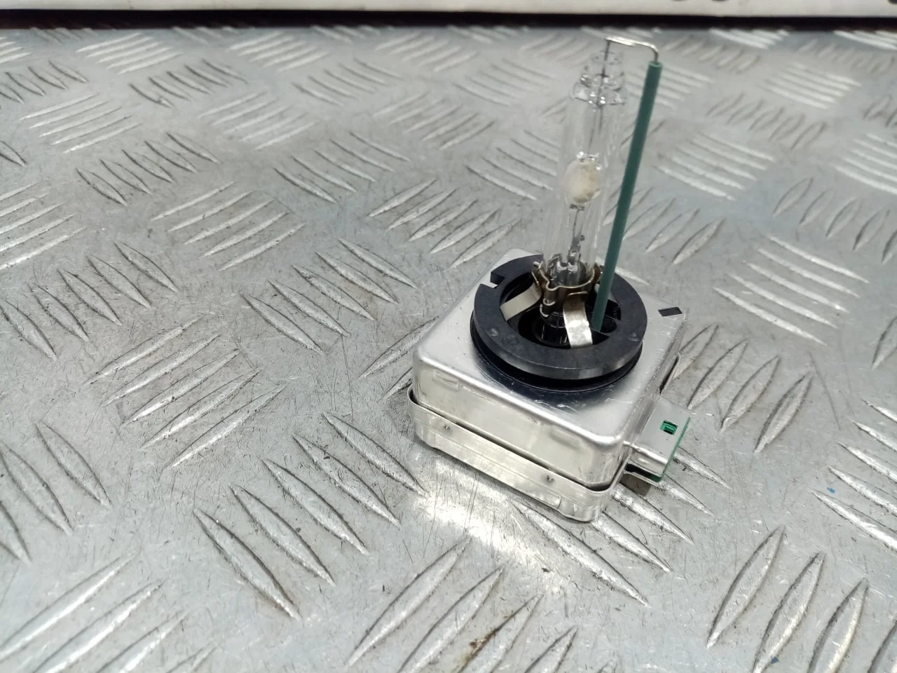 [Б/У] Лампа ксеноновая - (Состояние: OSRAM 66340) [Код: 00638878 ]