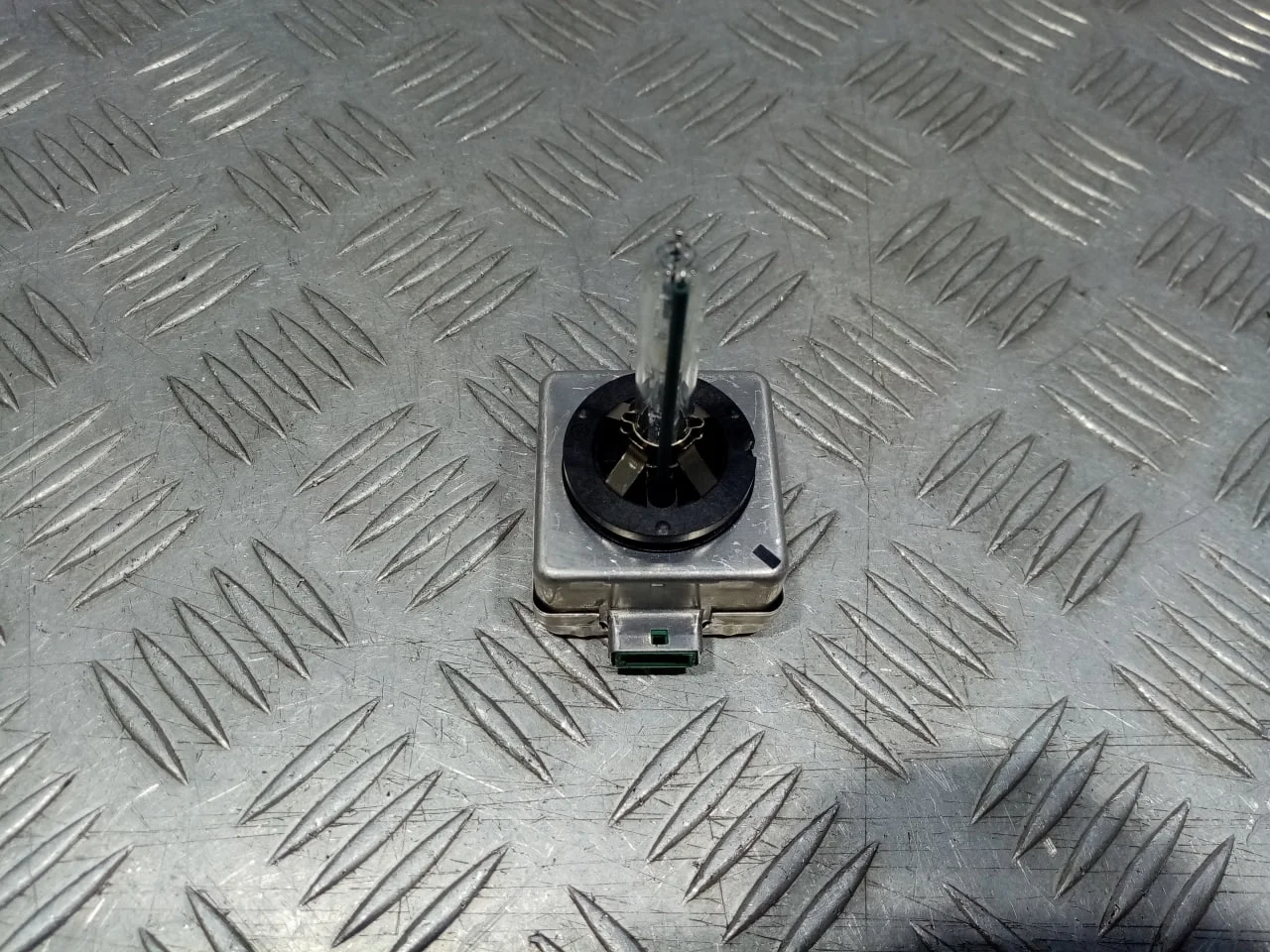 [Б/У] Лампа ксеноновая [Код: 00669582 ]