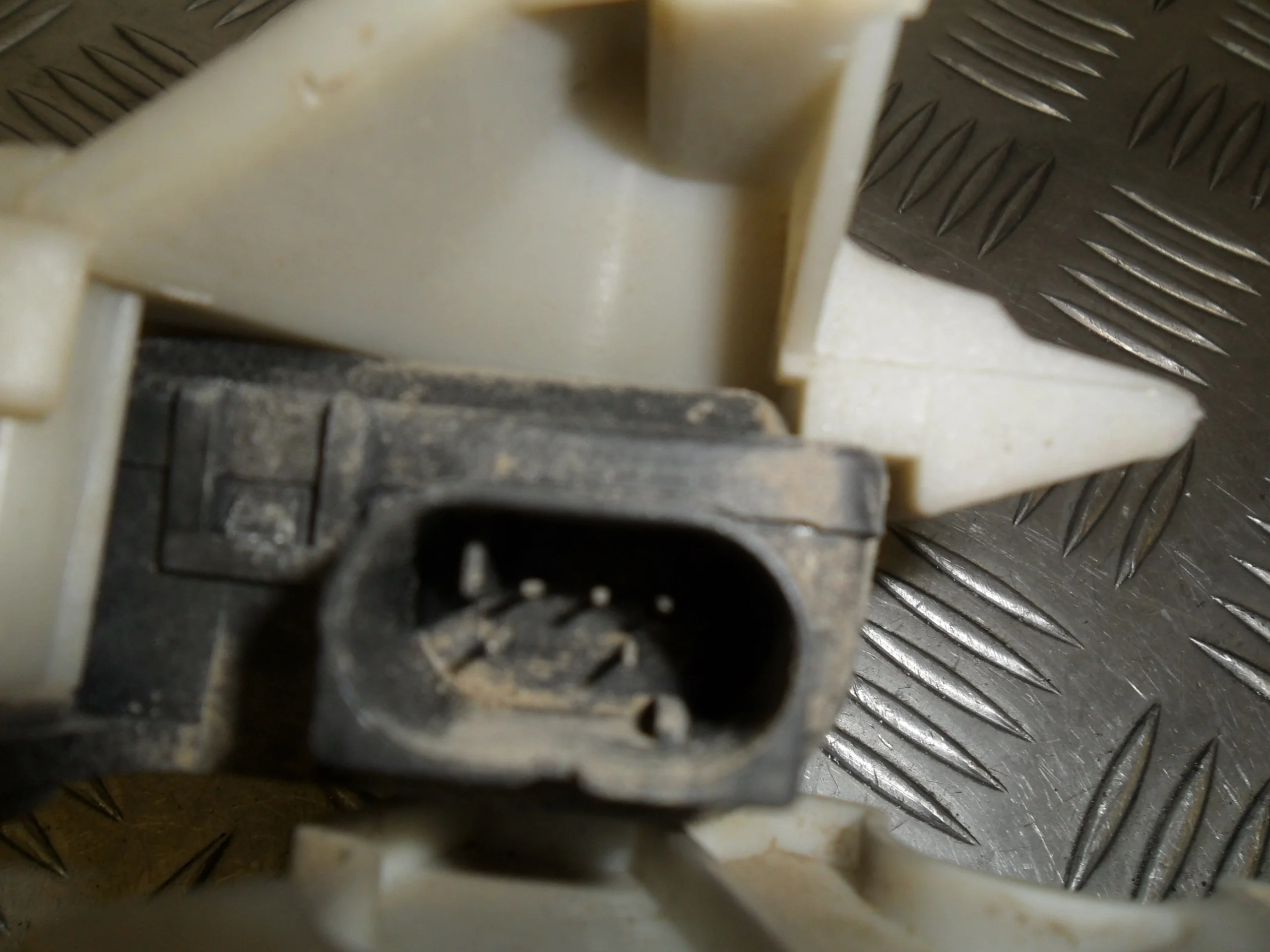 [Б/У] Моторчик заслонки отопителя [Код: 00356519 ]