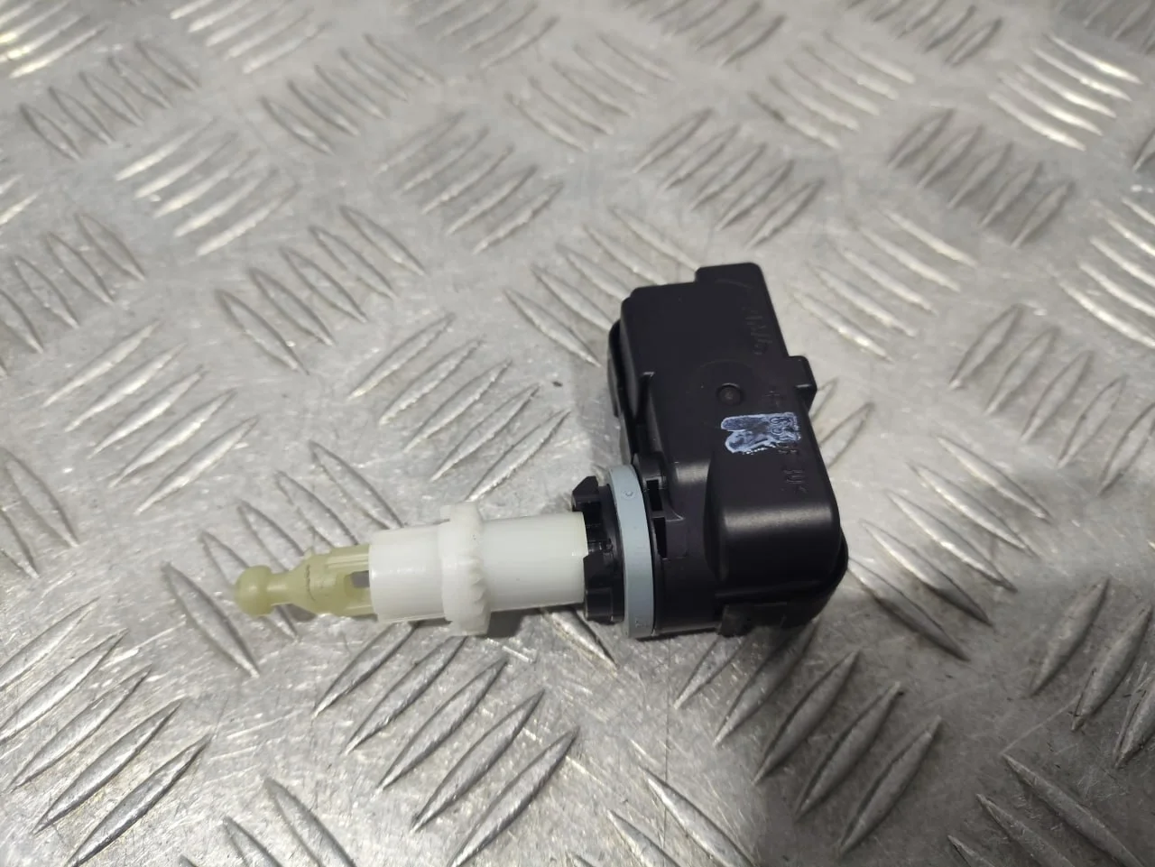 [Б/У] Моторчик корректора фар VAG [Код: 00658238 ]