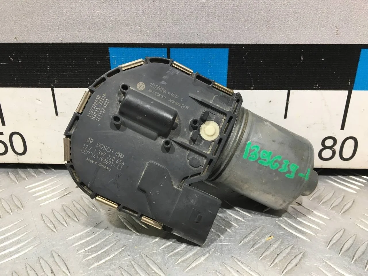 [Б/У] Моторчик стеклоочистителя передний [Код: 00665506 ]