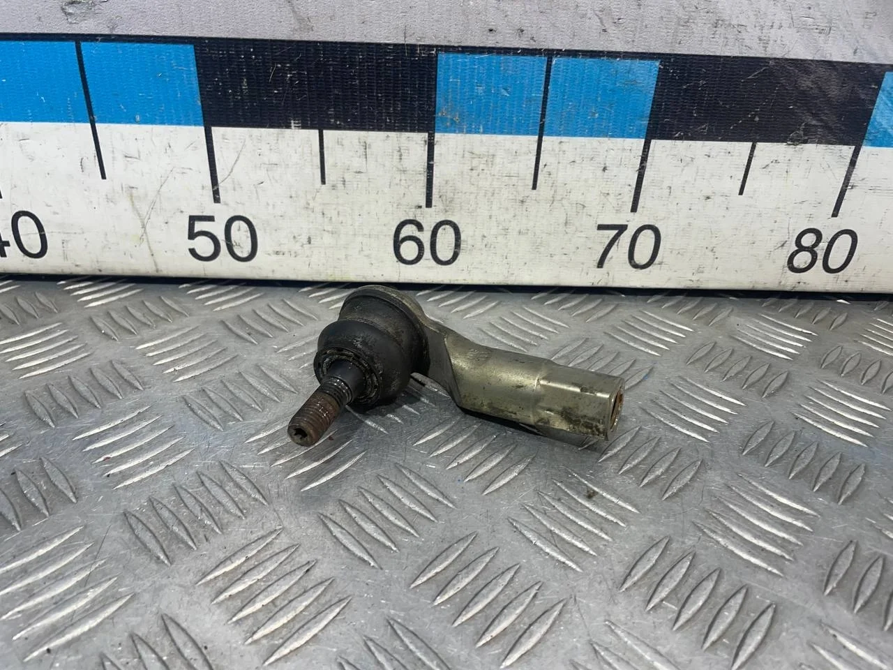 [Б/У] Наконечник рулевой левый VW [Код: 00602768 ]