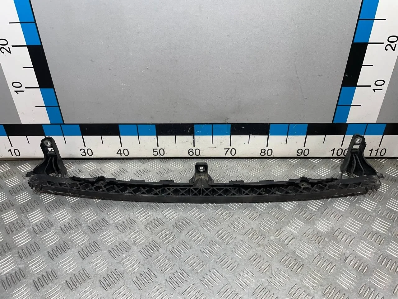 [Б/У] Направляющая переднего бампера VW Golf VII [Код: 00663120 ]