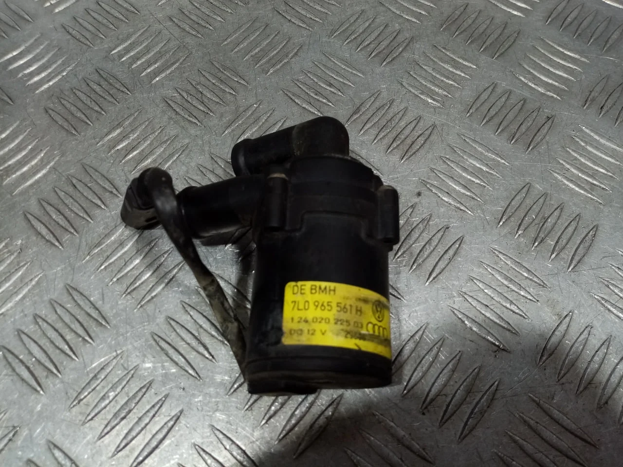 [Б/У] Насос (помпа) электрический [Код: 00647458 ]