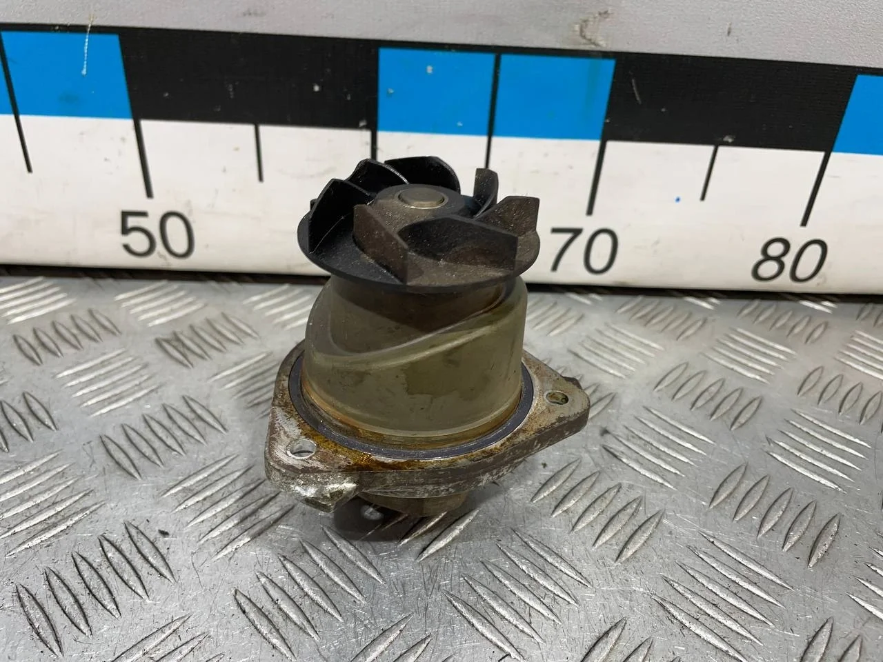 [Б/У] Насос водяной (помпа) [Код: 00635065 ]