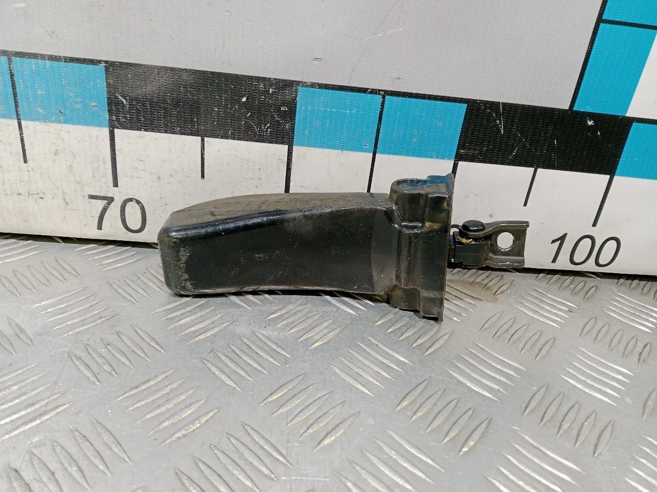 [Б/У] Ограничитель двери передней [Код: 00574968 ]