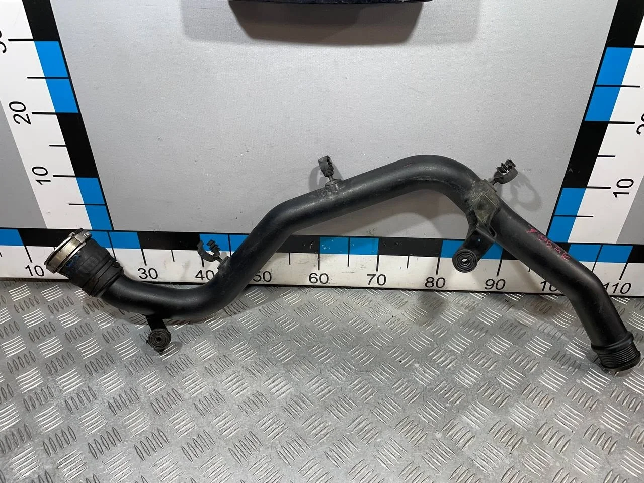 [Б/У] Патрубок интеркулера Audi Q7 VW Touareg [Код: 00660938 ]