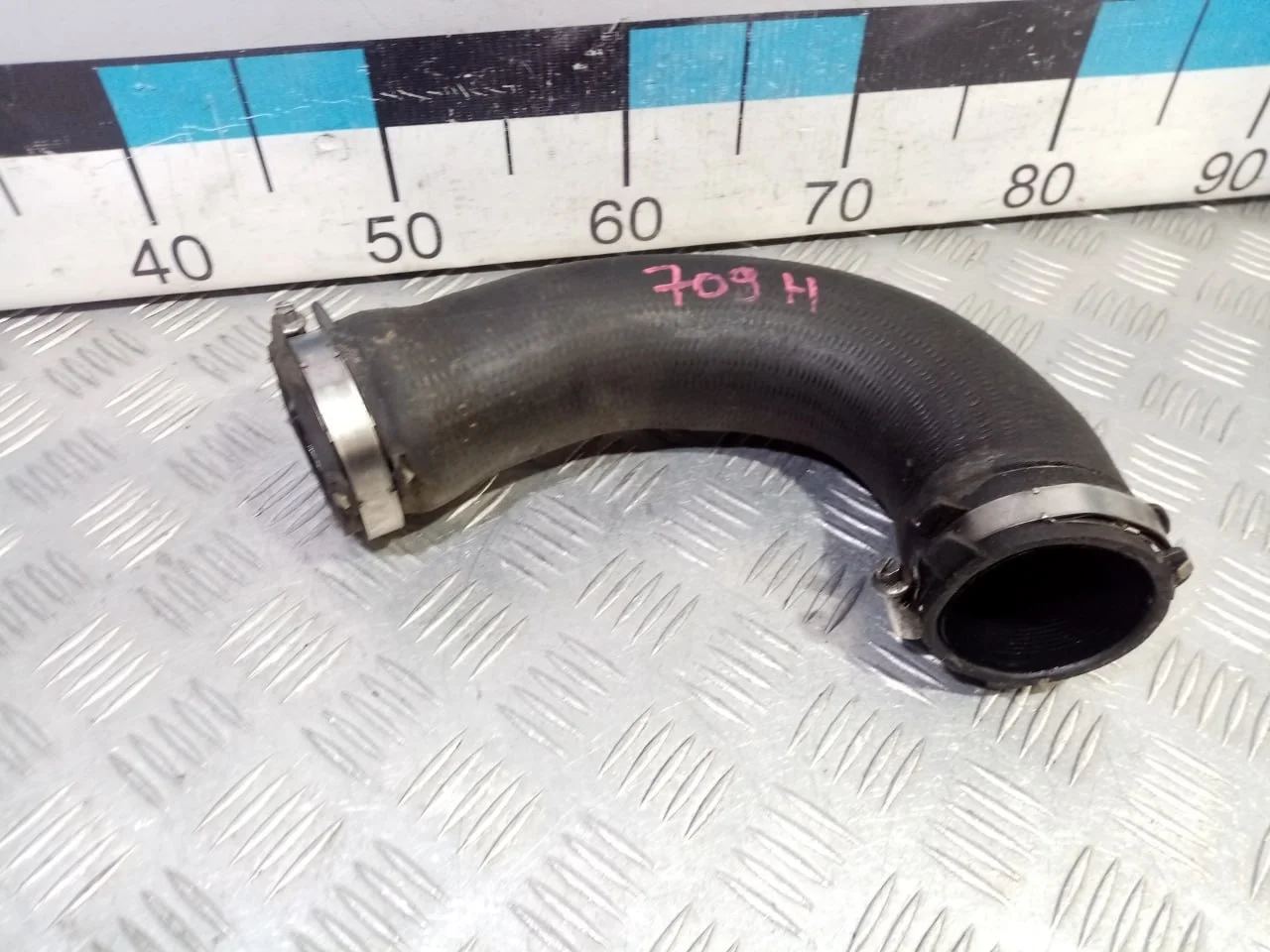 [Б/У] Патрубок интеркулера левый [Код: 00581976 ]