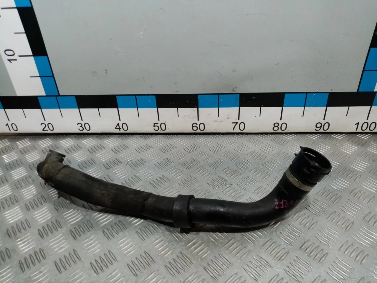 [Б/У] Патрубок радиатора нижний [Код: 00643629 ]