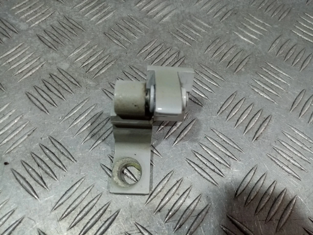 [Б/У] Петля двери правая - Без крепления [ХОРОШЕЕ] [Код: 00651927 ]