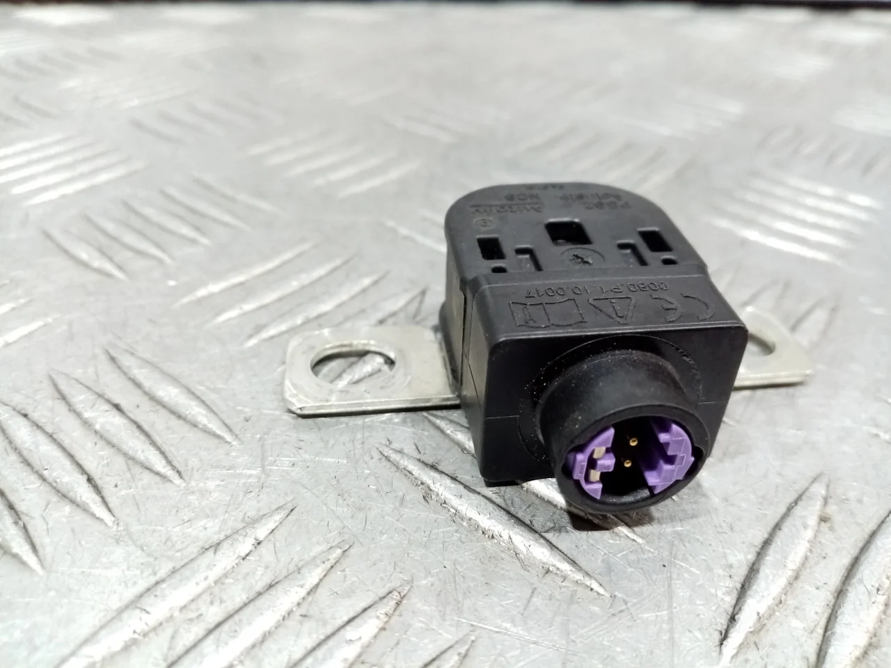 [Б/У] Пиропатрон АКБ Touareg [Код: 00647491 ]