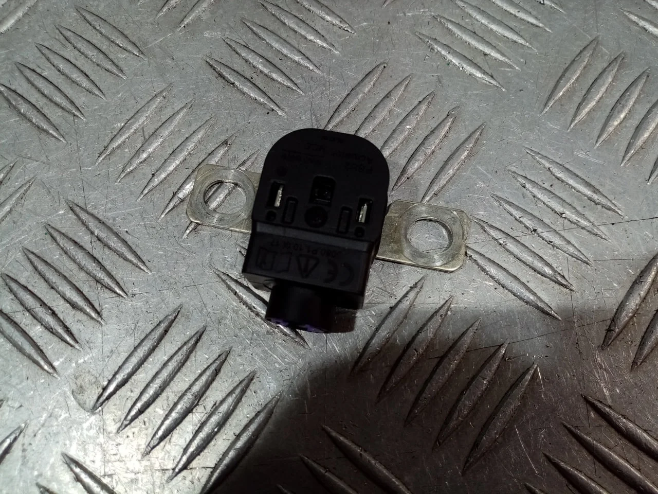 [Б/У] Пиропатрон АКБ Touareg [Код: 00658676 ]