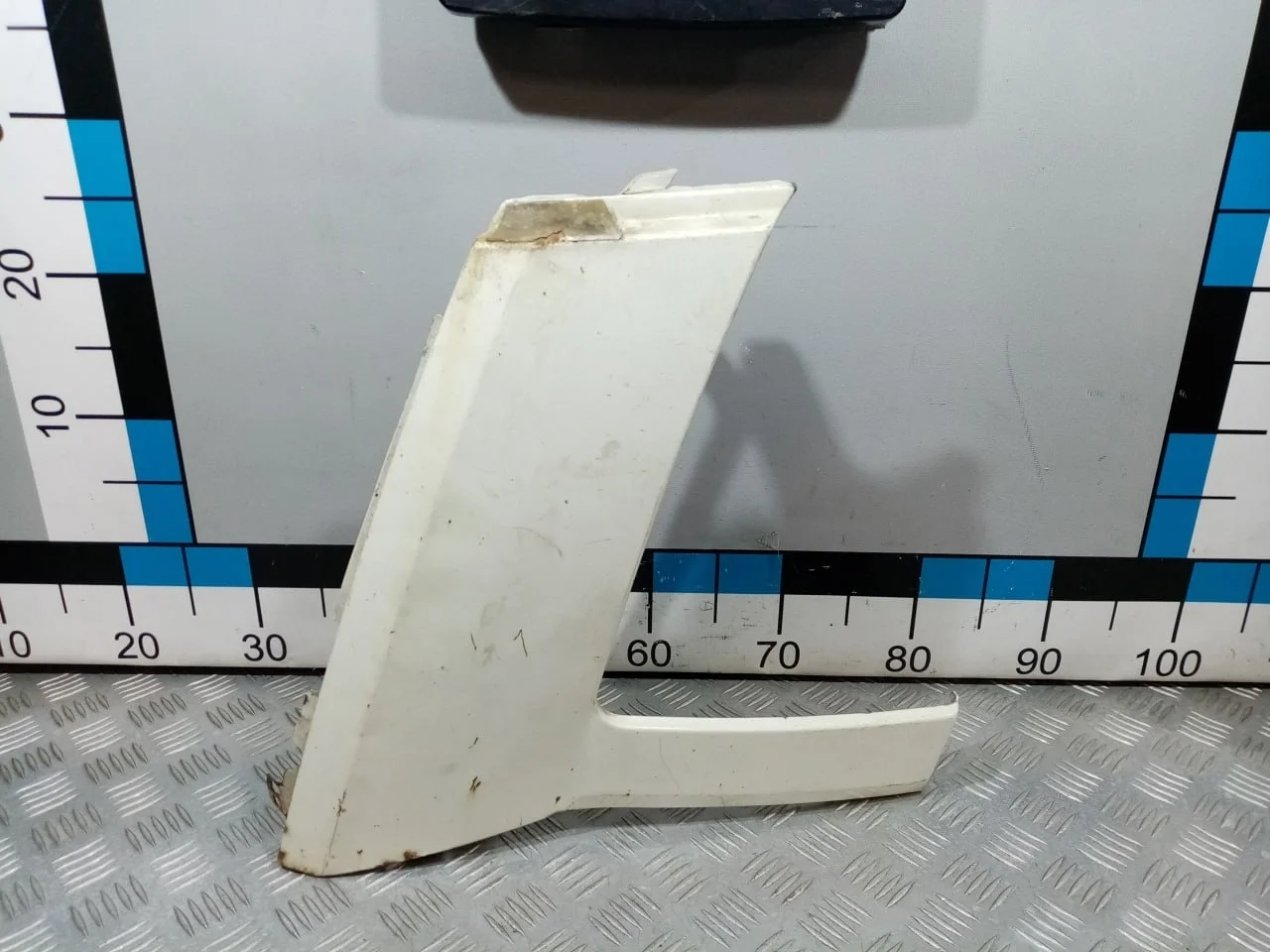 [Б/У] Планка под фару левая Crafter - (Состояние: ХОРОШЕЕ) [ХОРОШЕЕ] [Код: 00681353 ]