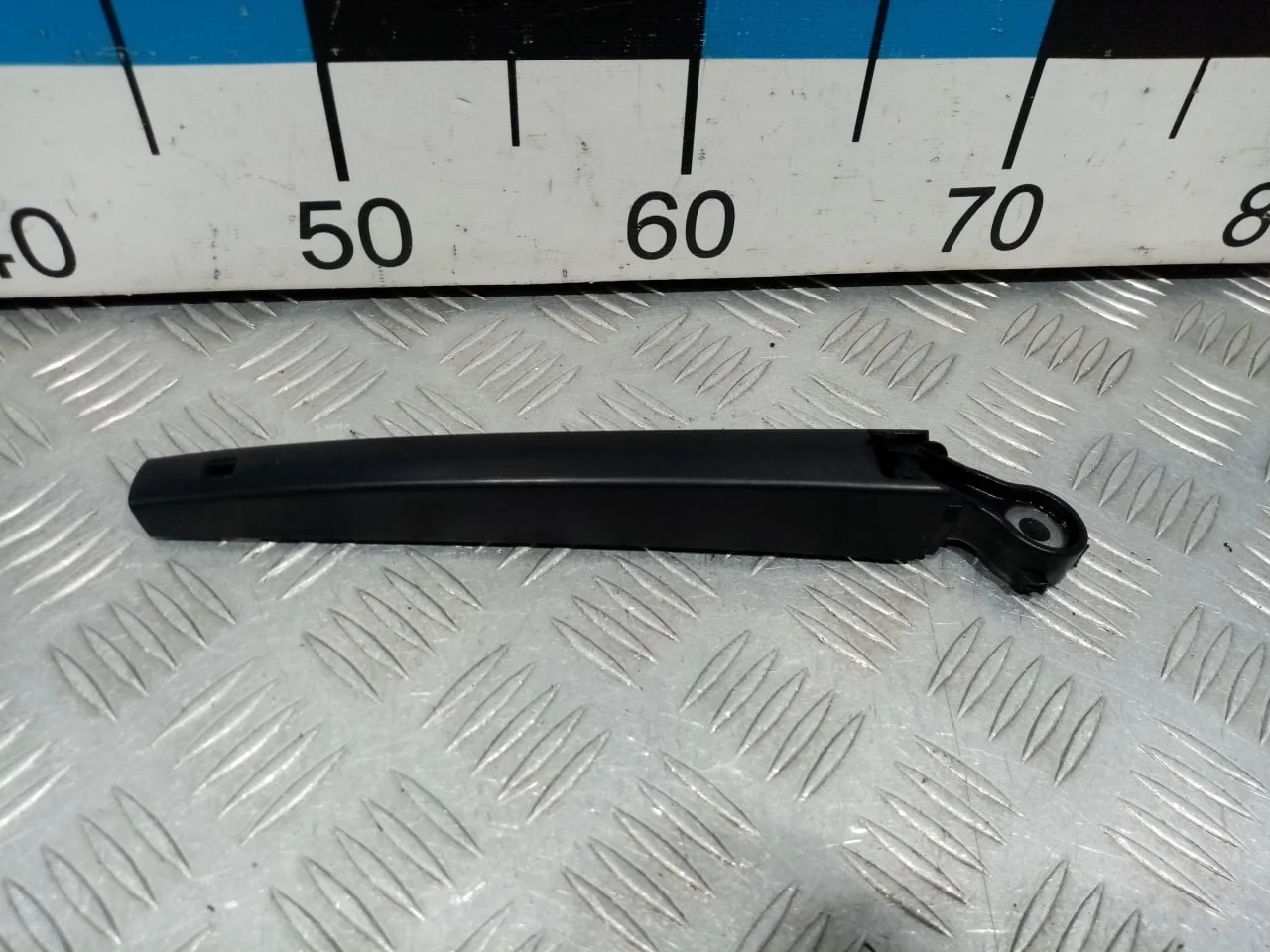 [Б/У] Поводок стеклоочистителя заднего [Код: 00657283 ]