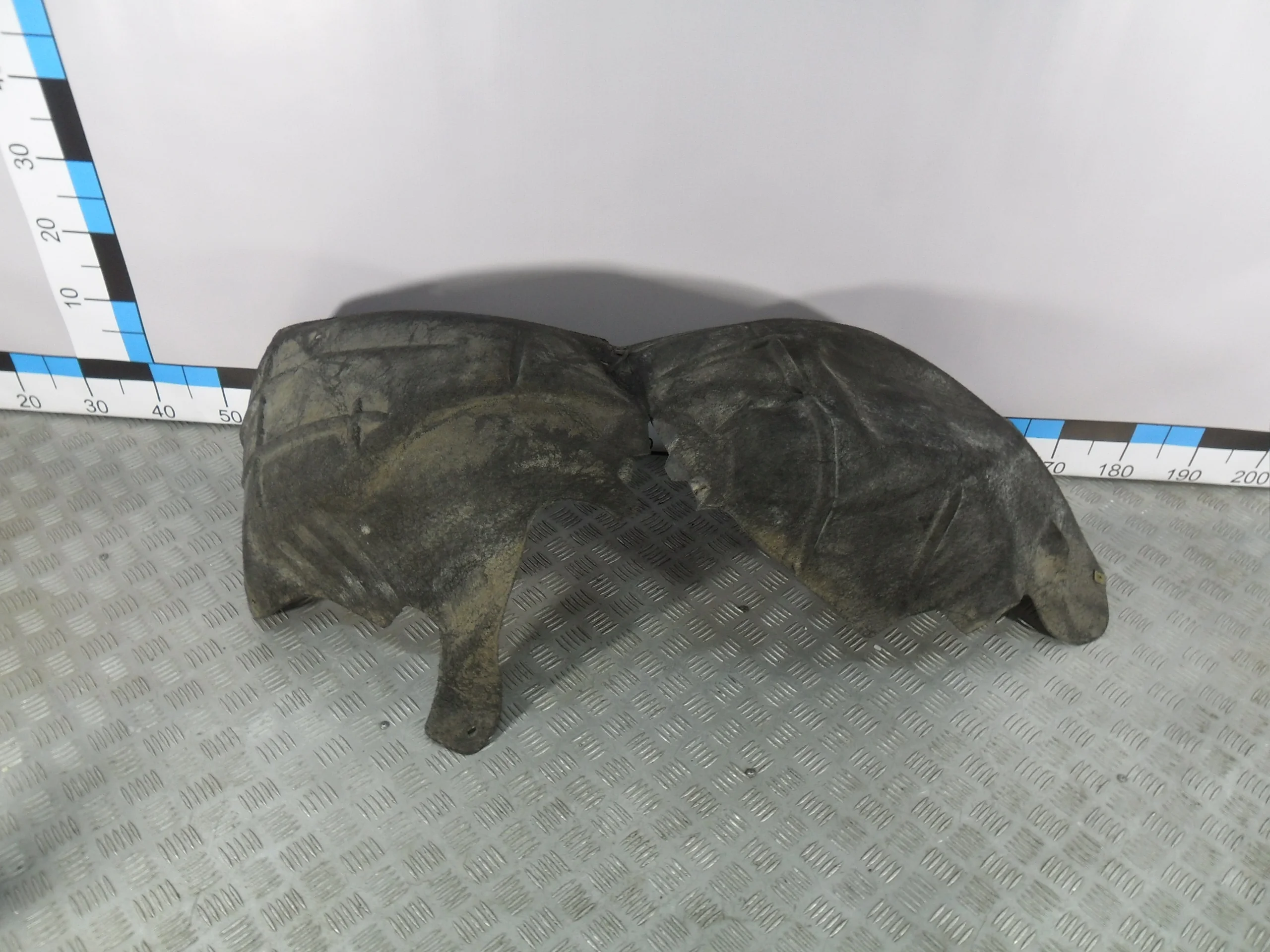 [Б/У] Подкрылок задний правый Skoda Octavia [Код: 00366618 ]