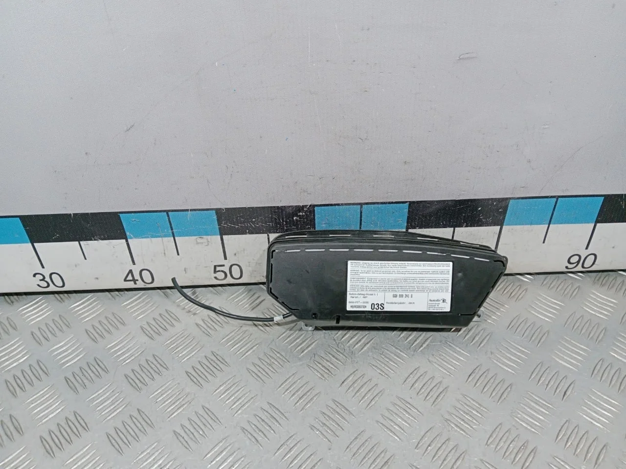 [Б/У] Подушка безопасности боковая левая - Обрезана фишка [Незначительные дефекты] [Код: 00608353 ]