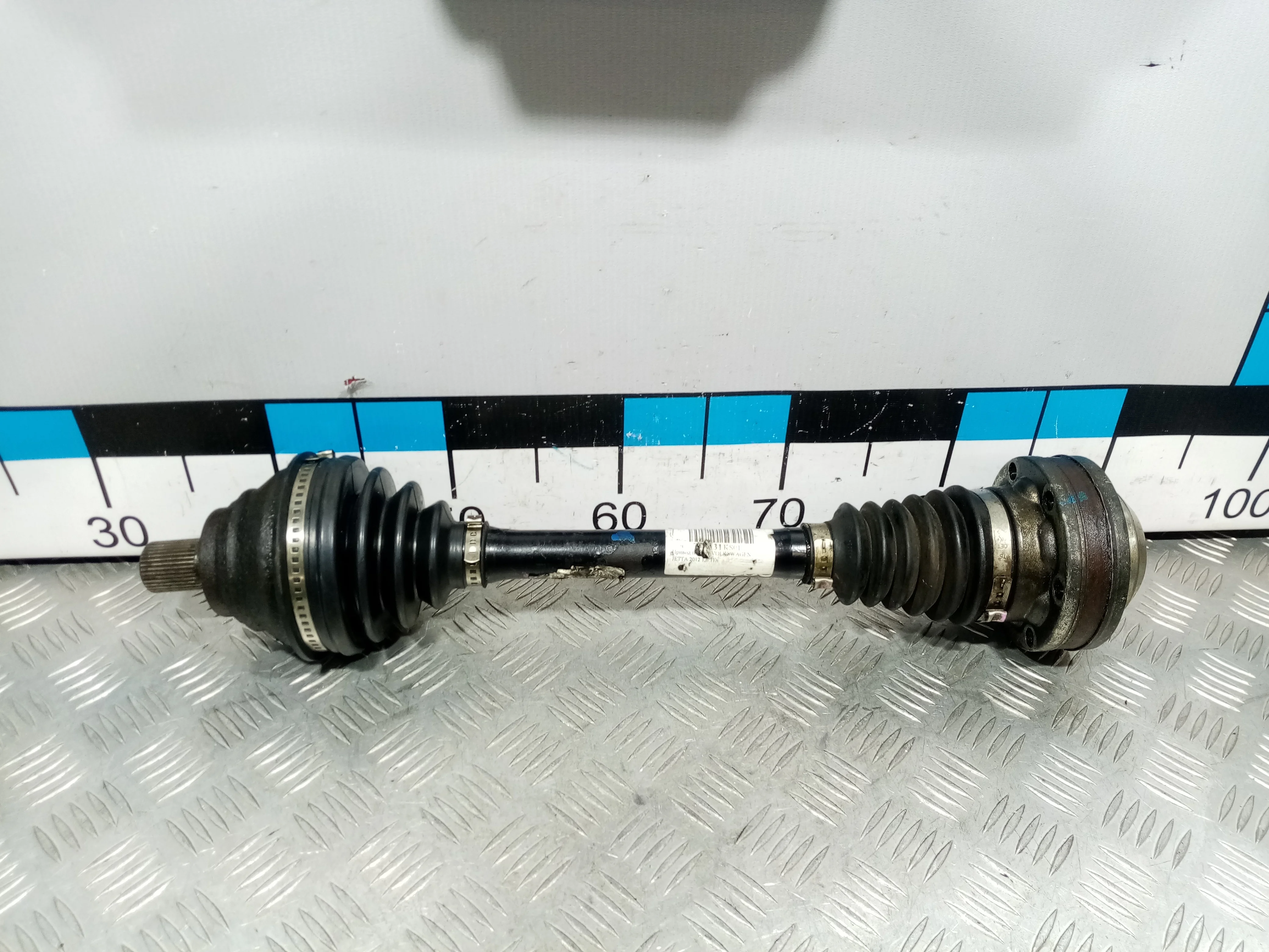 [Б/У] Полуось передняя левая [Код: 00448044 ]