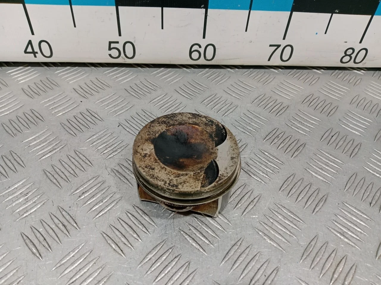 [Б/У] Поршень Audi VW Skoda Seat [Код: 00641405 ]