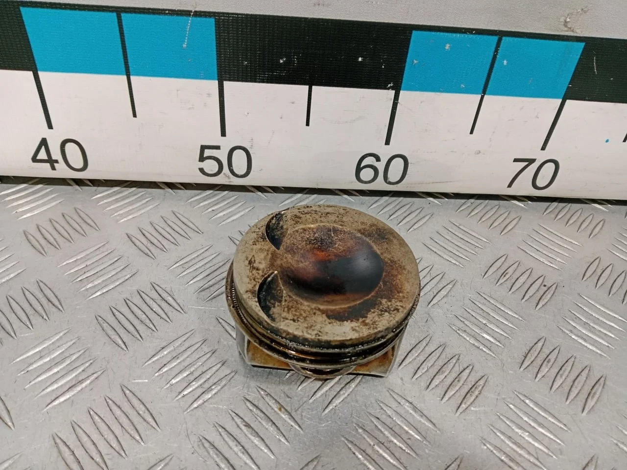 [Б/У] Поршень Audi VW Skoda Seat [Код: 00641408 ]