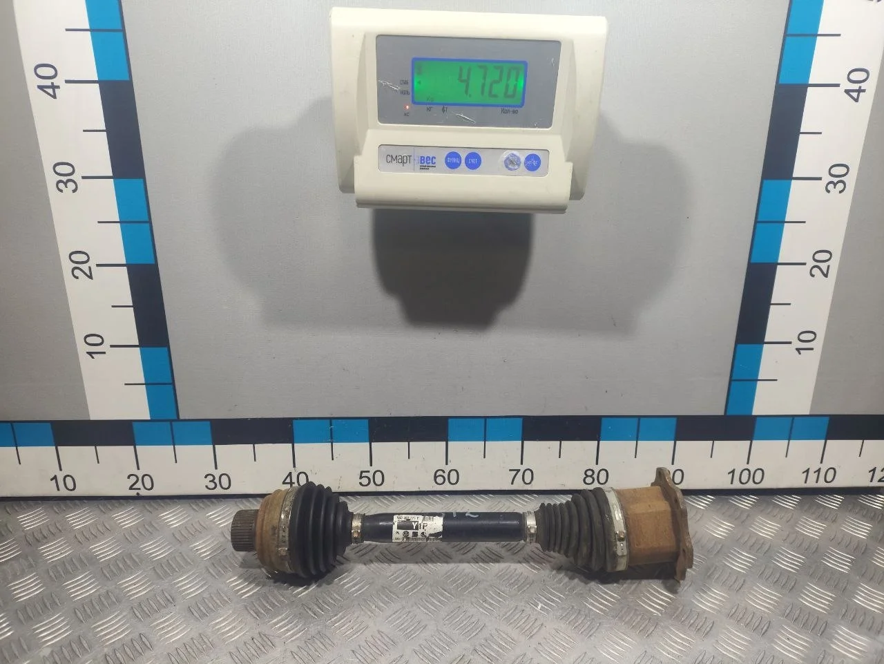 [Б/У] Привод передний [Код: 00669869 ]