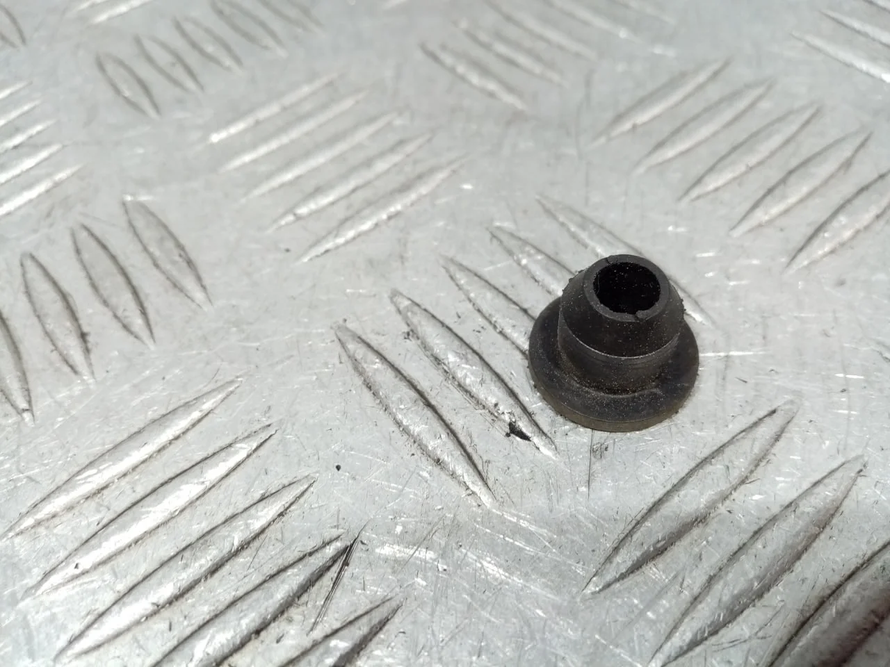 [Б/У] Прокладка насоса омывателя [Код: 00647076 ]