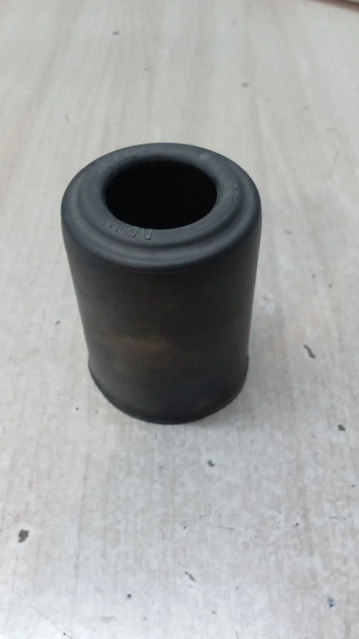 [Б/У] Пыльник переднего амортизатора Audi [Код: 00335337 ]