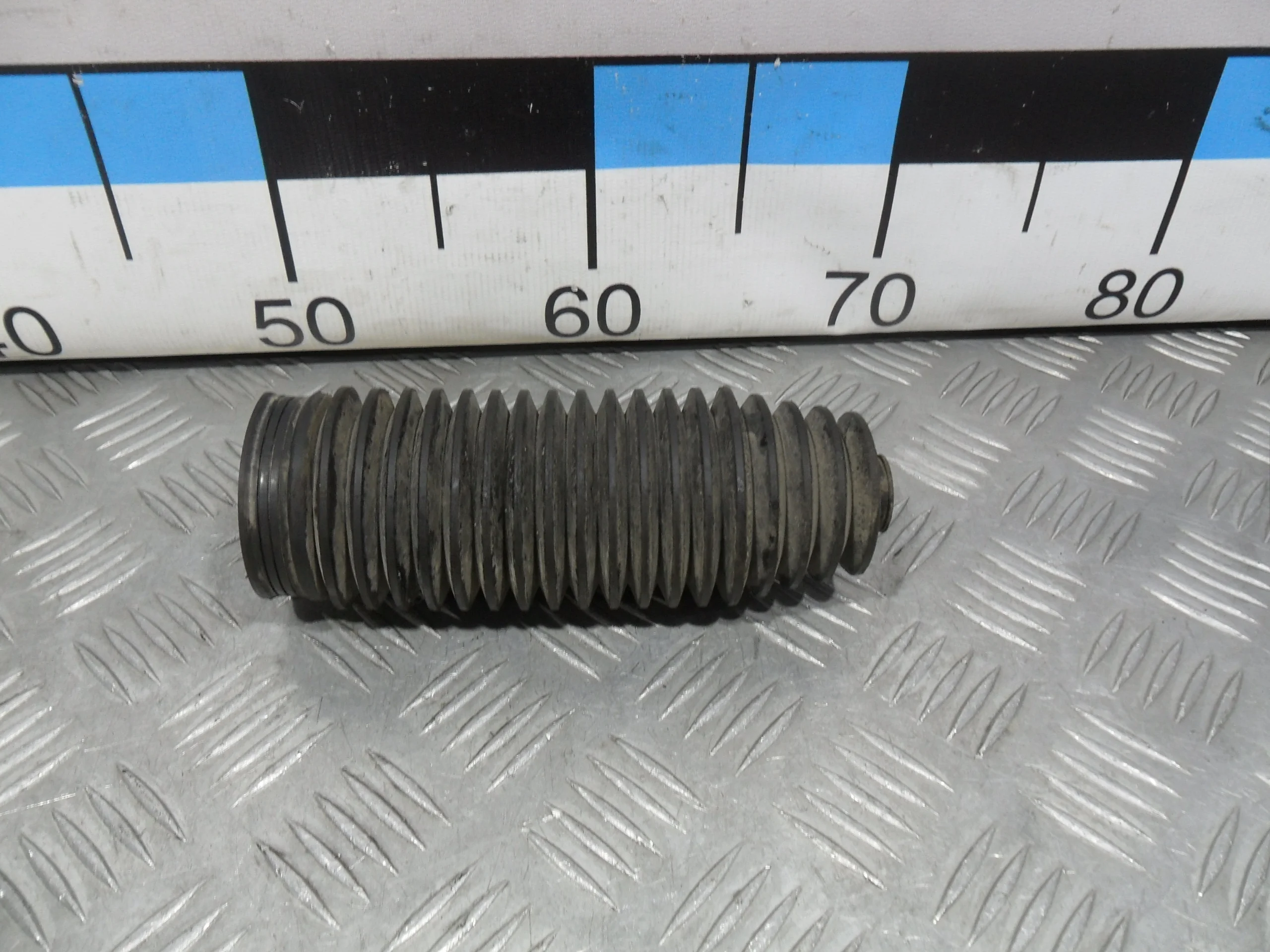 [Б/У] Пыльник рулевой рейки [Код: 00378406 ]