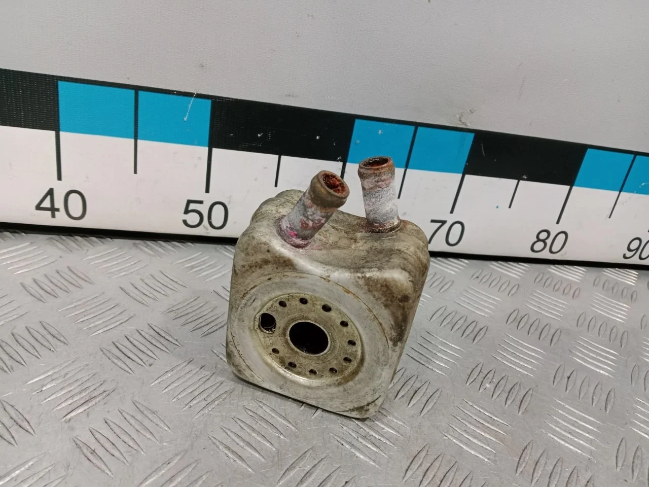 [Б/У] Радиатор масляный 90x90x54 VAG [Код: 00638623 ]