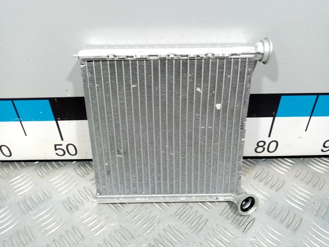 [Б/У] Радиатор отопителя VW Skoda Audi [Код: 00633315 ]