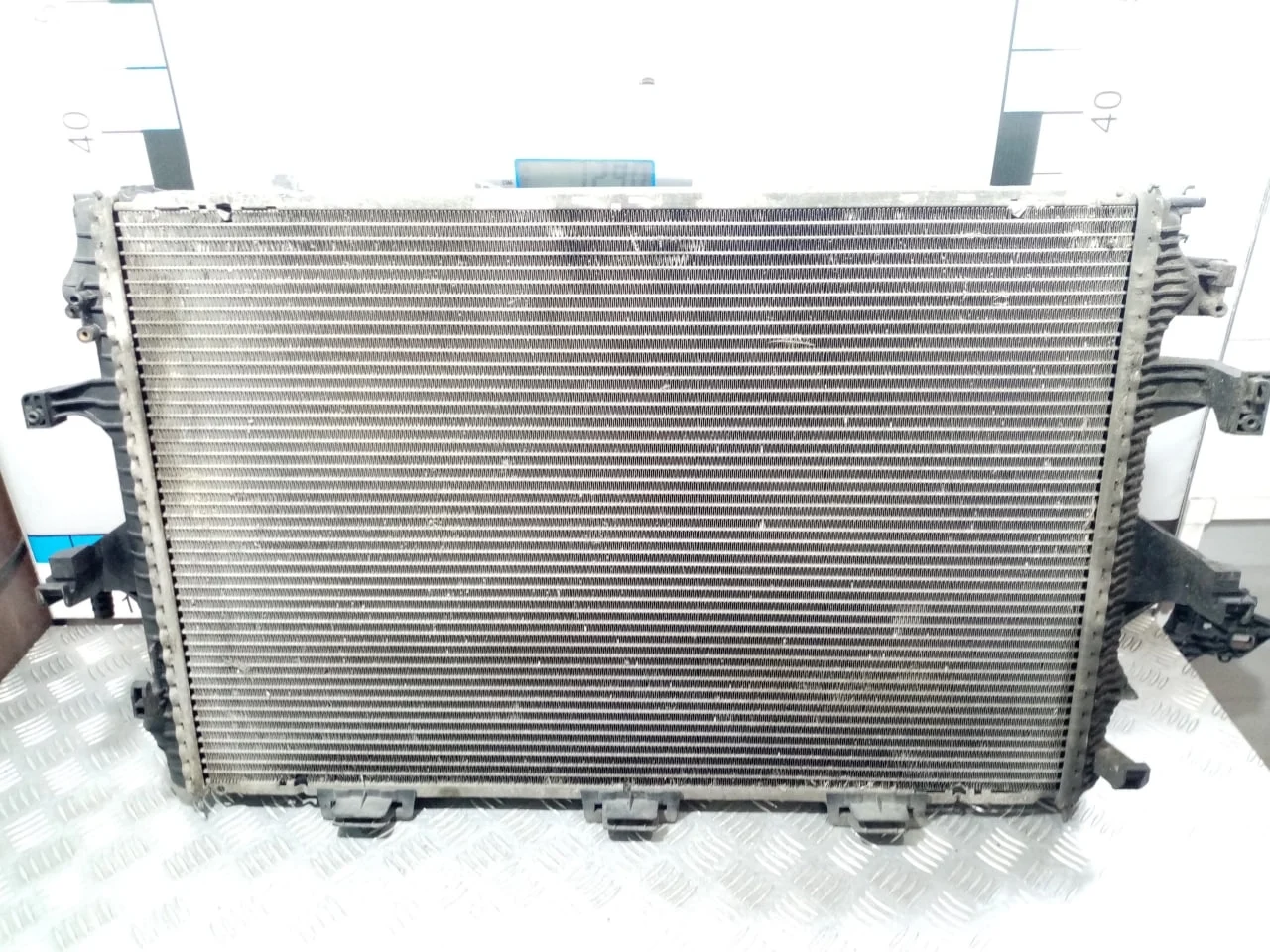 [Б/У] Радиатор охлаждения VW Transporter T5 [Код: 00604102 ]