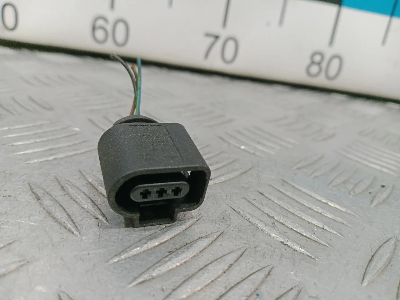 [Б/У] Разъем 3 контакта [Код: 00623112 ]