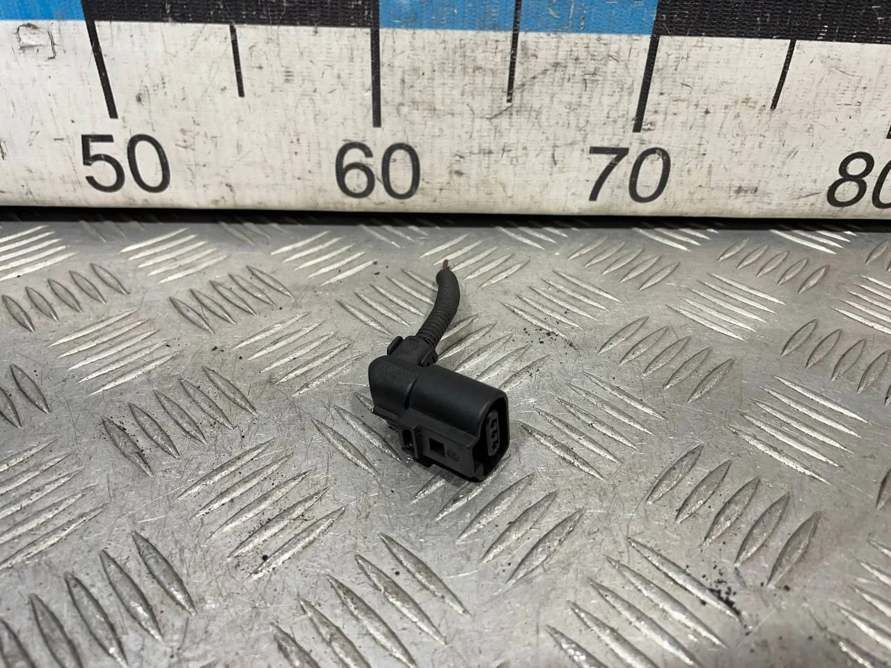 [Б/У] Разъем 3 контакта [Код: 00607828 ]