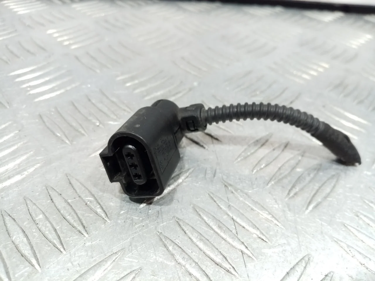 [Б/У] Разъем 3 контакта [Код: 00628344 ]