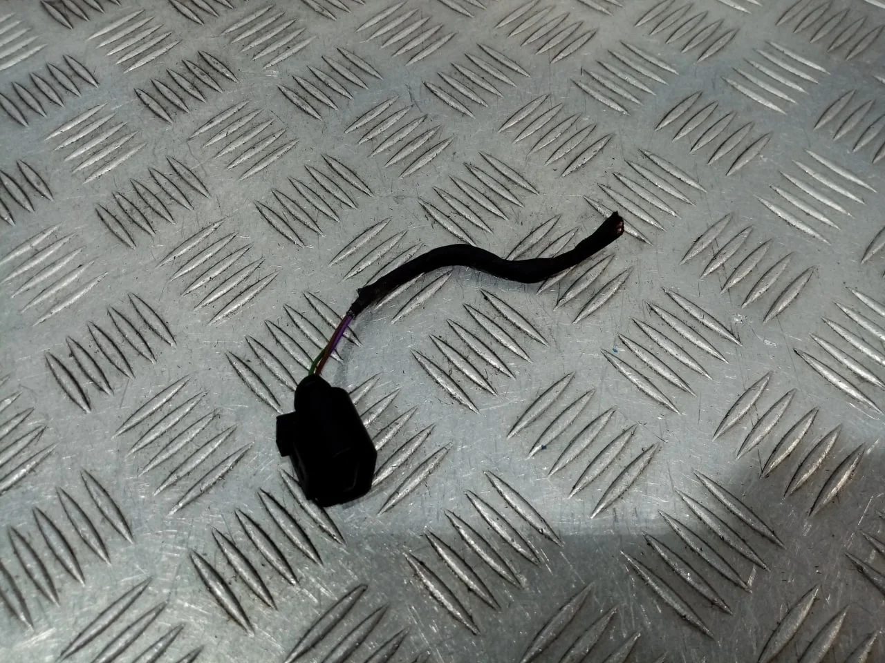 [Б/У] Разъем 3 контакта [Код: 00634720 ]