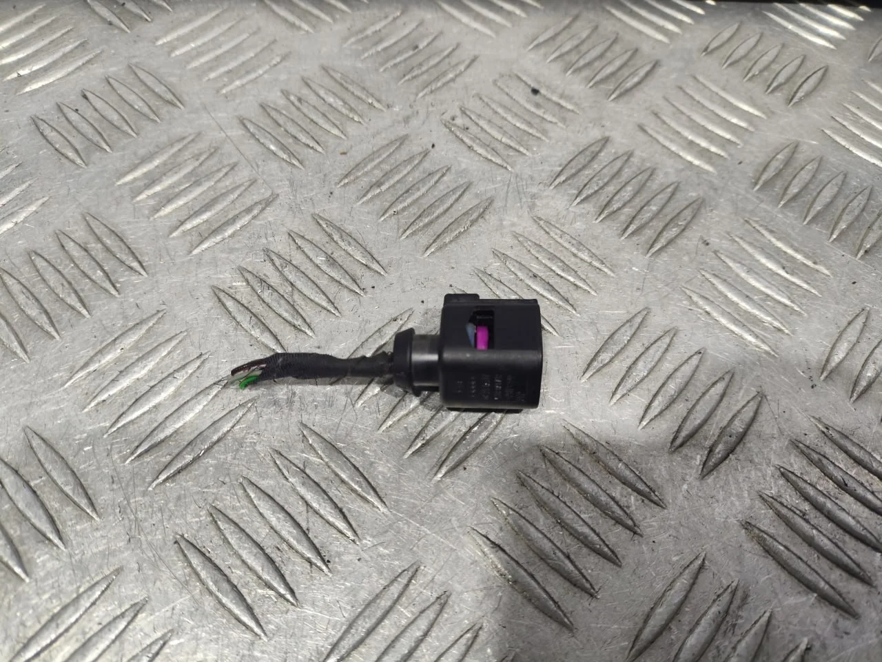 [Б/У] Разъем 4 контакта [Код: 00653020 ]