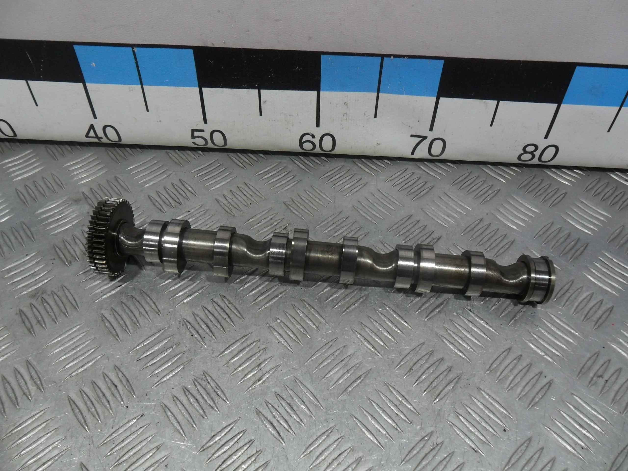 [Б/У] Распредвал выпускной левый 4-6 [Код: 00380320 ]