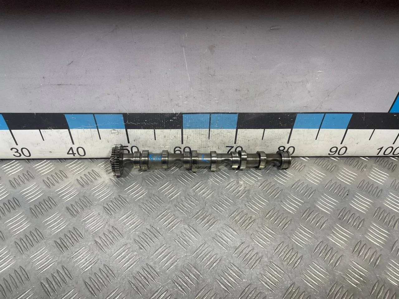 [Б/У] Распредвал выпускной левый 4-6 [Код: 00591521 ]