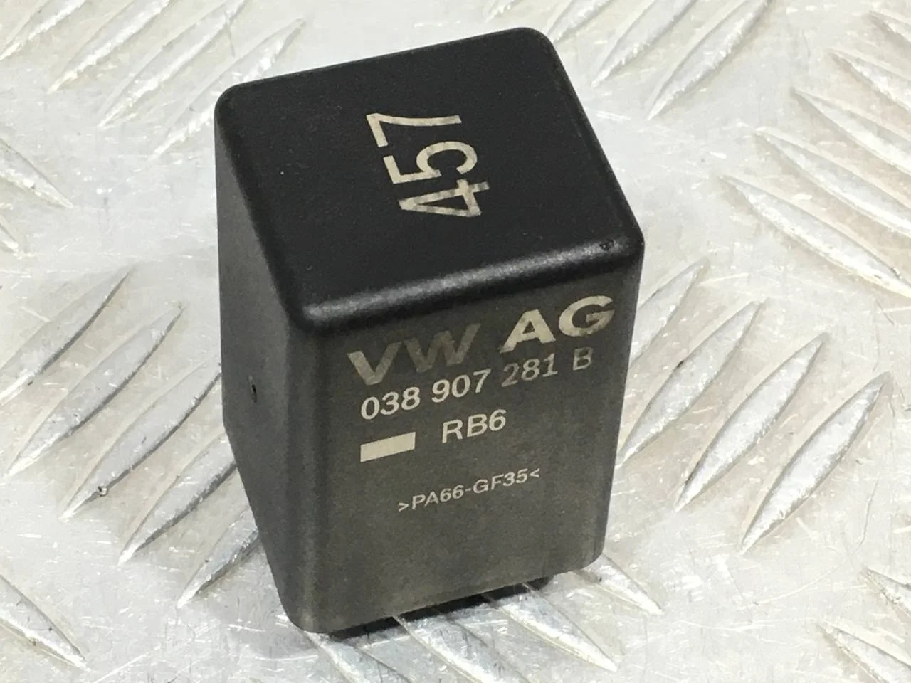 [Б/У] Реле свечей накала [Код: 00588491 ]