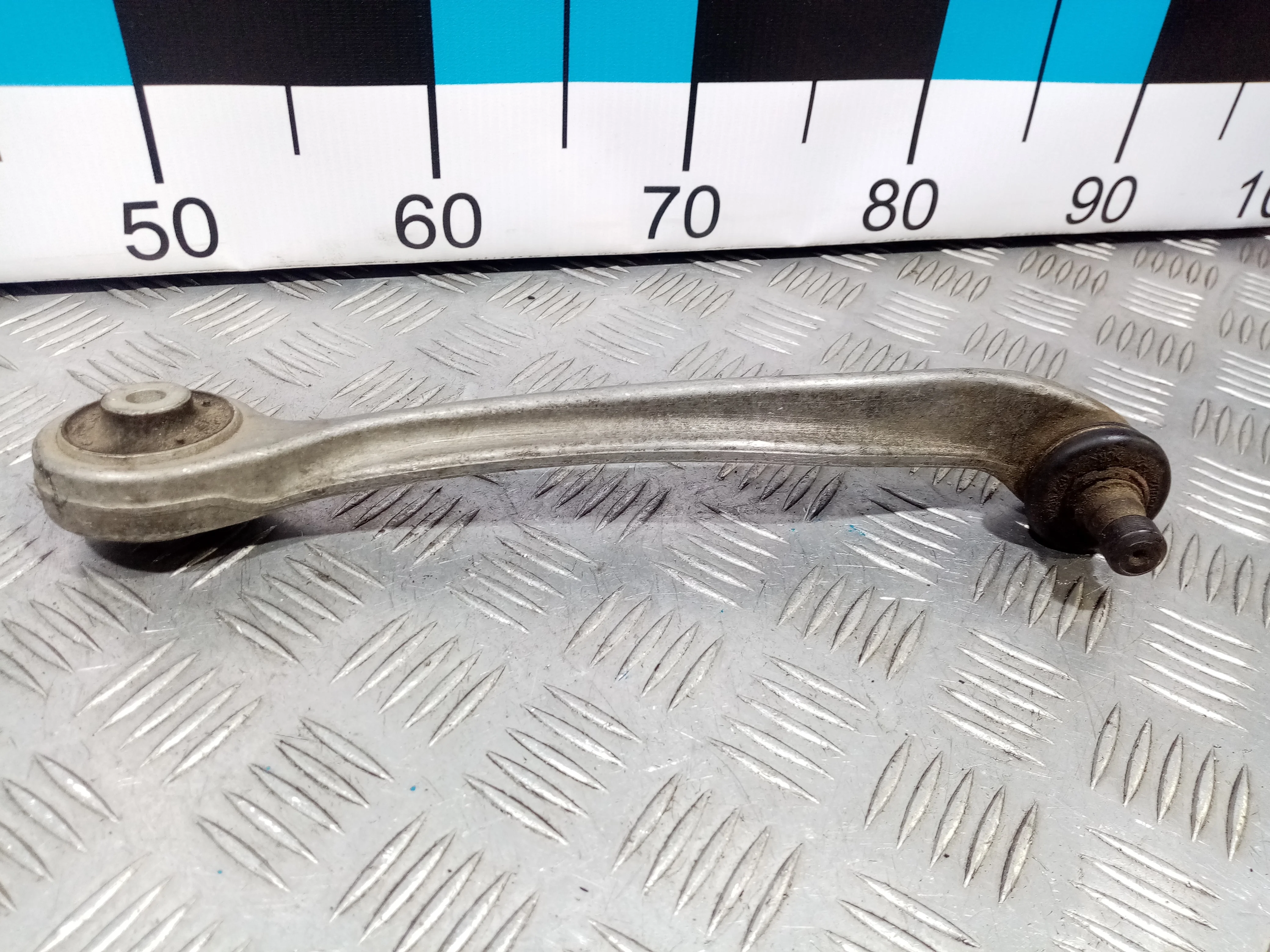 [Б/У] Рычаг передний верхний левый передний [Код: 00410828 ]