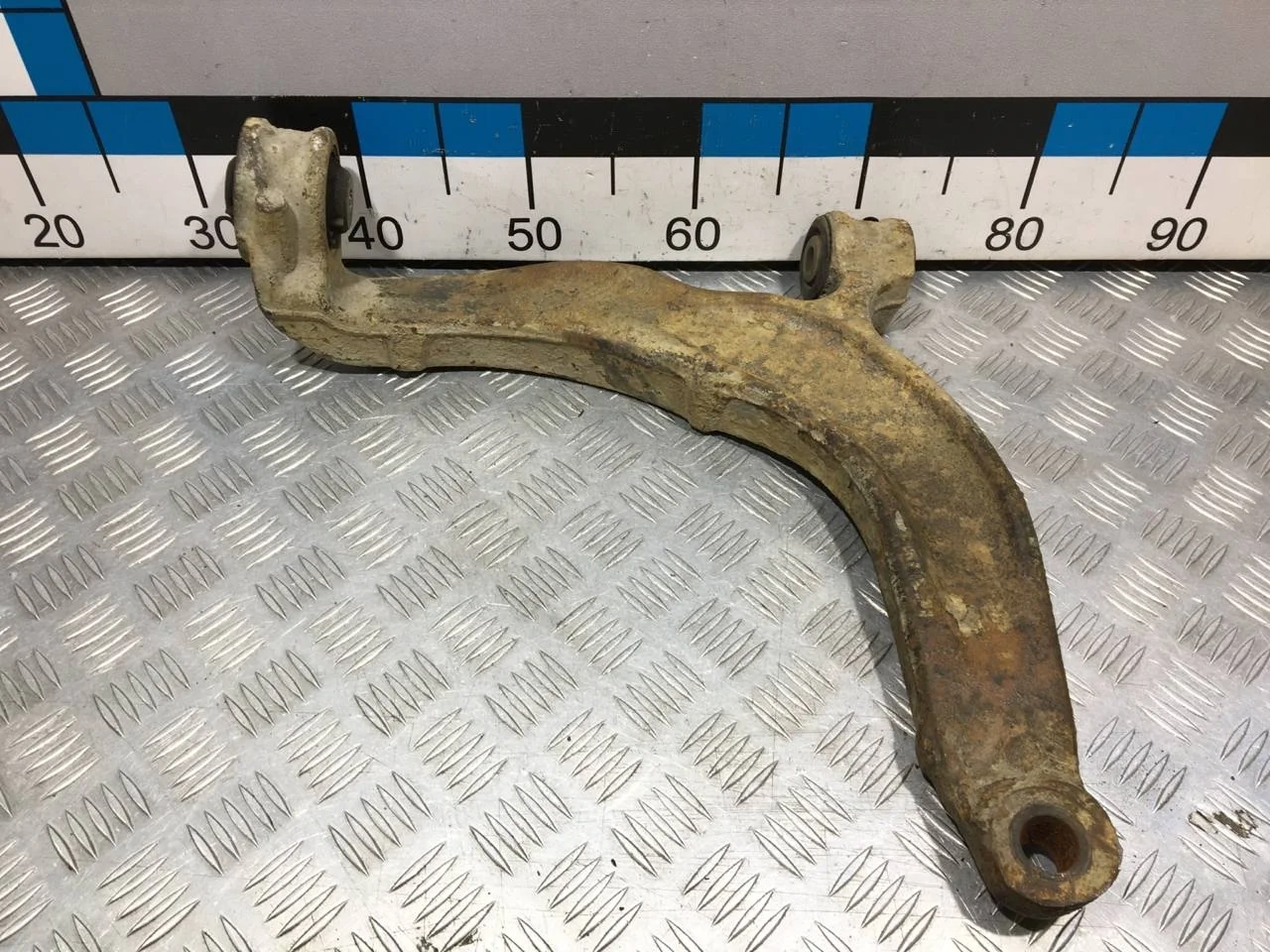 [Б/У] Рычаг передний правый VW Transporter T5 [Код: 00665232 ]