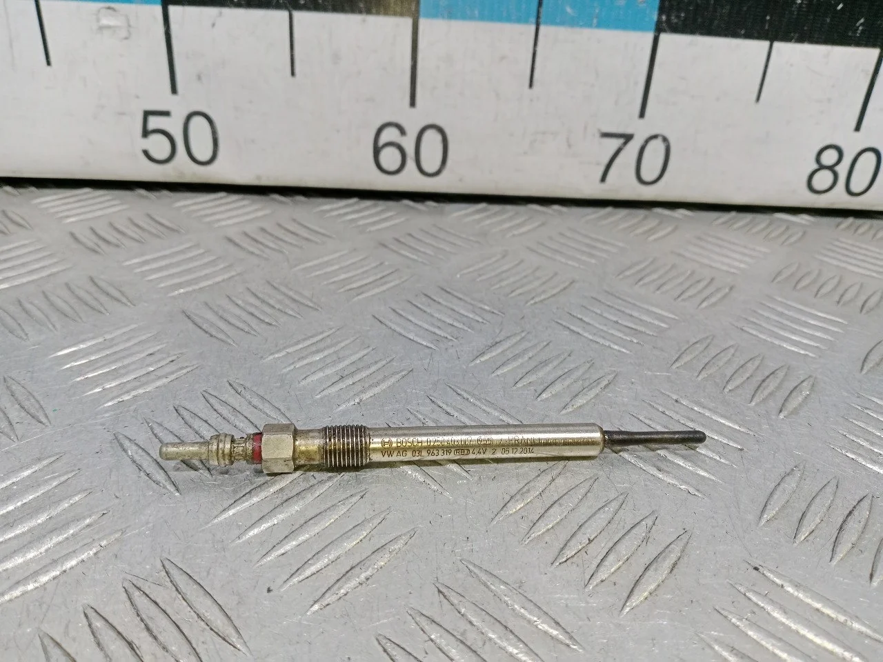 [Б/У] Свеча накаливания [Код: 00533233 ]