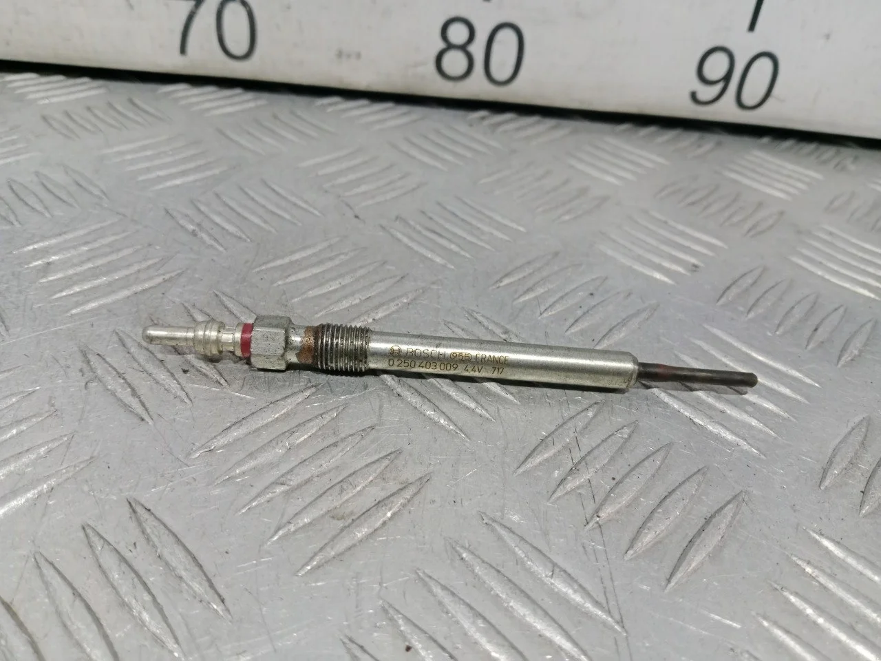 [Б/У] Свеча накаливания [Код: 00587257 ]