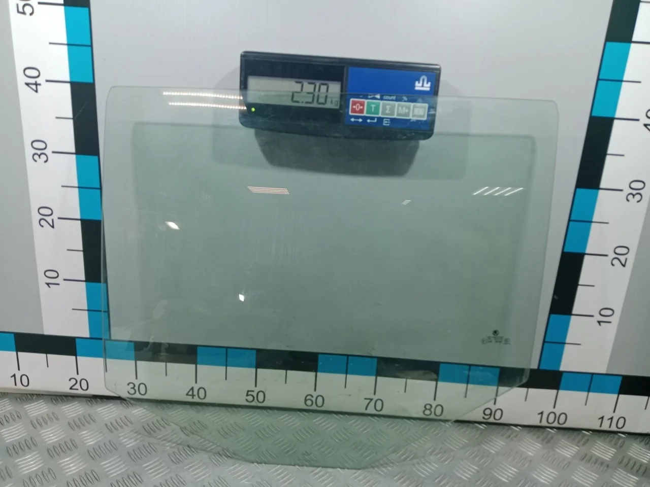 [Б/У] Стекло двери задней левой Fabia [Код: 00646505 ]