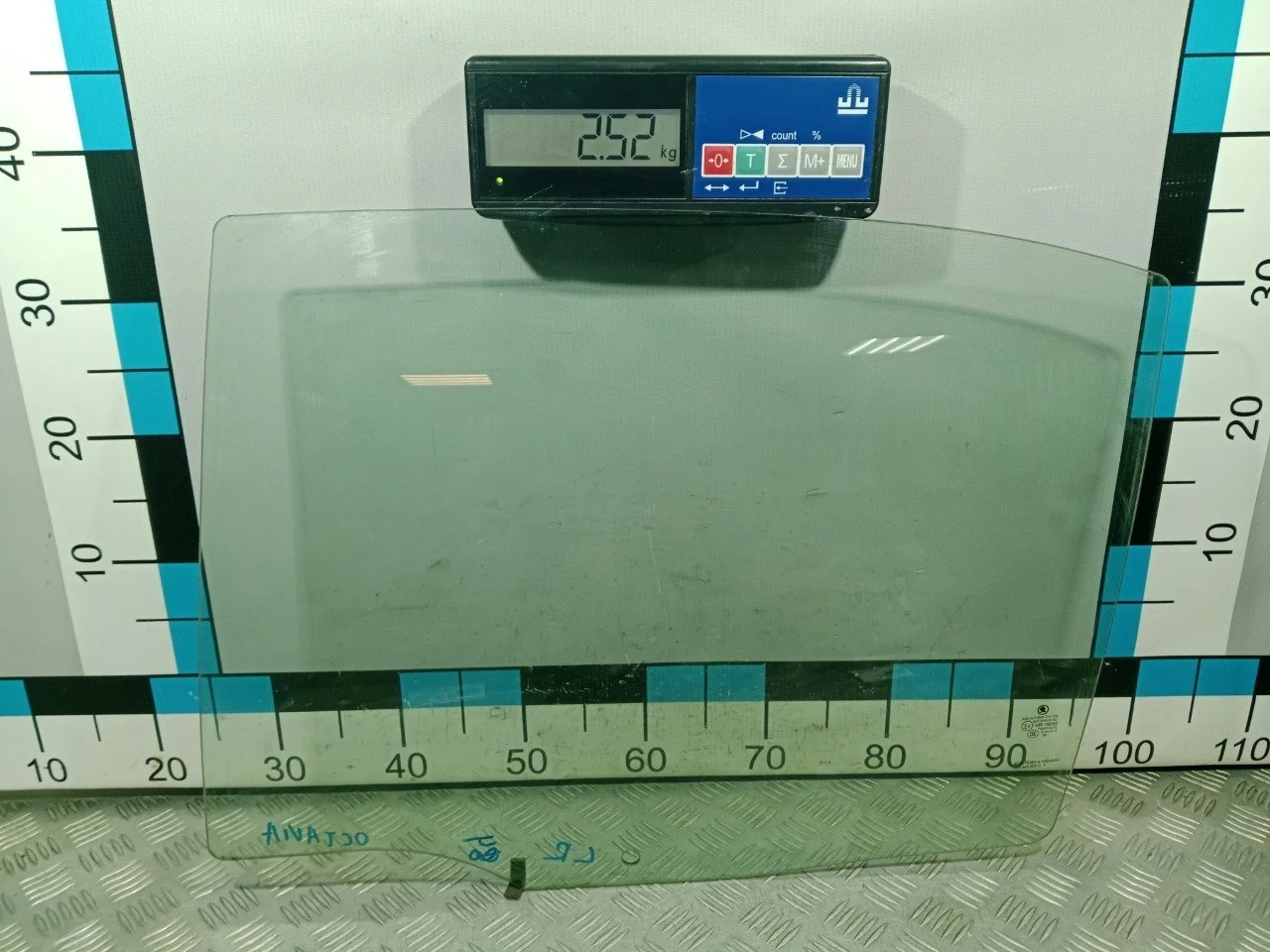 [Б/У] Стекло двери задней левой VW Golf VI 2009-2013 [Код: 00593907 ]