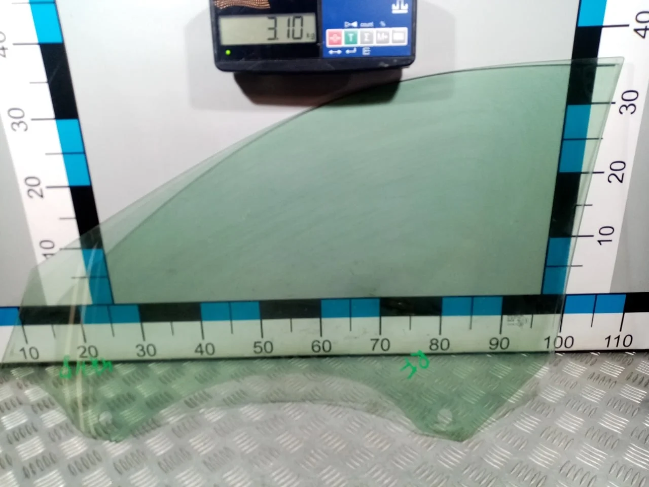 [Б/У] Стекло двери передней правой Audi A3 [Код: 00643346 ]