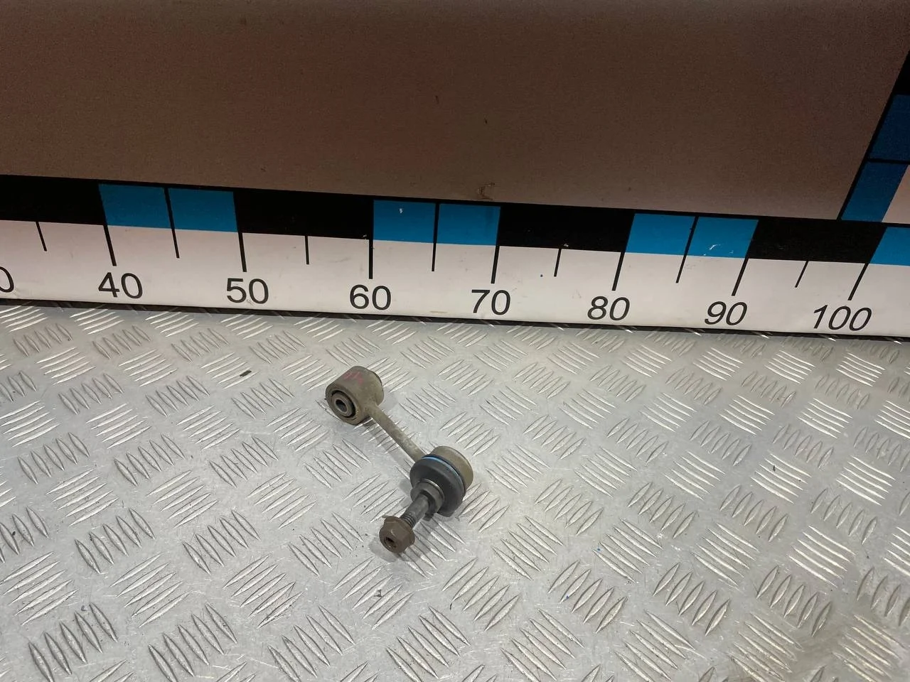 [Б/У] Стойка заднего стабилизатора [Код: 00620716 ]