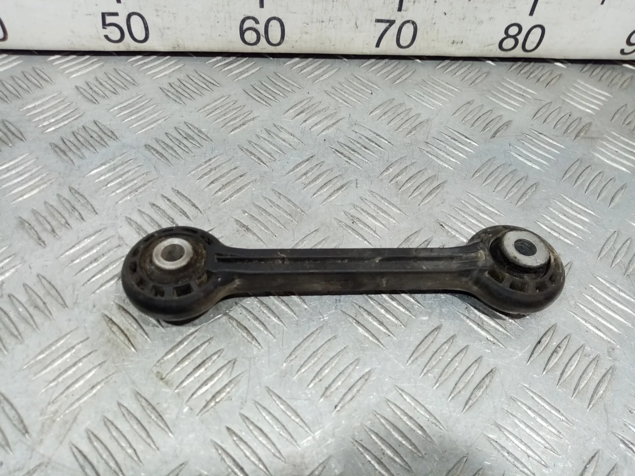 [Б/У] Стойка переднего стабилизатора [Код: 00589036 ]