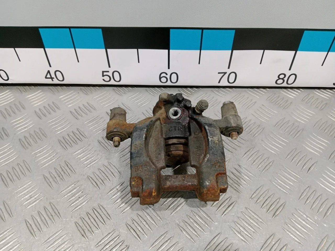 [Б/У] Суппорт тормозной задний правый [Код: 00612671 ]