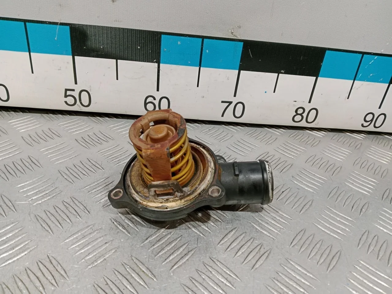 [Б/У] Термостат Audi VW [Код: 00640651 ]